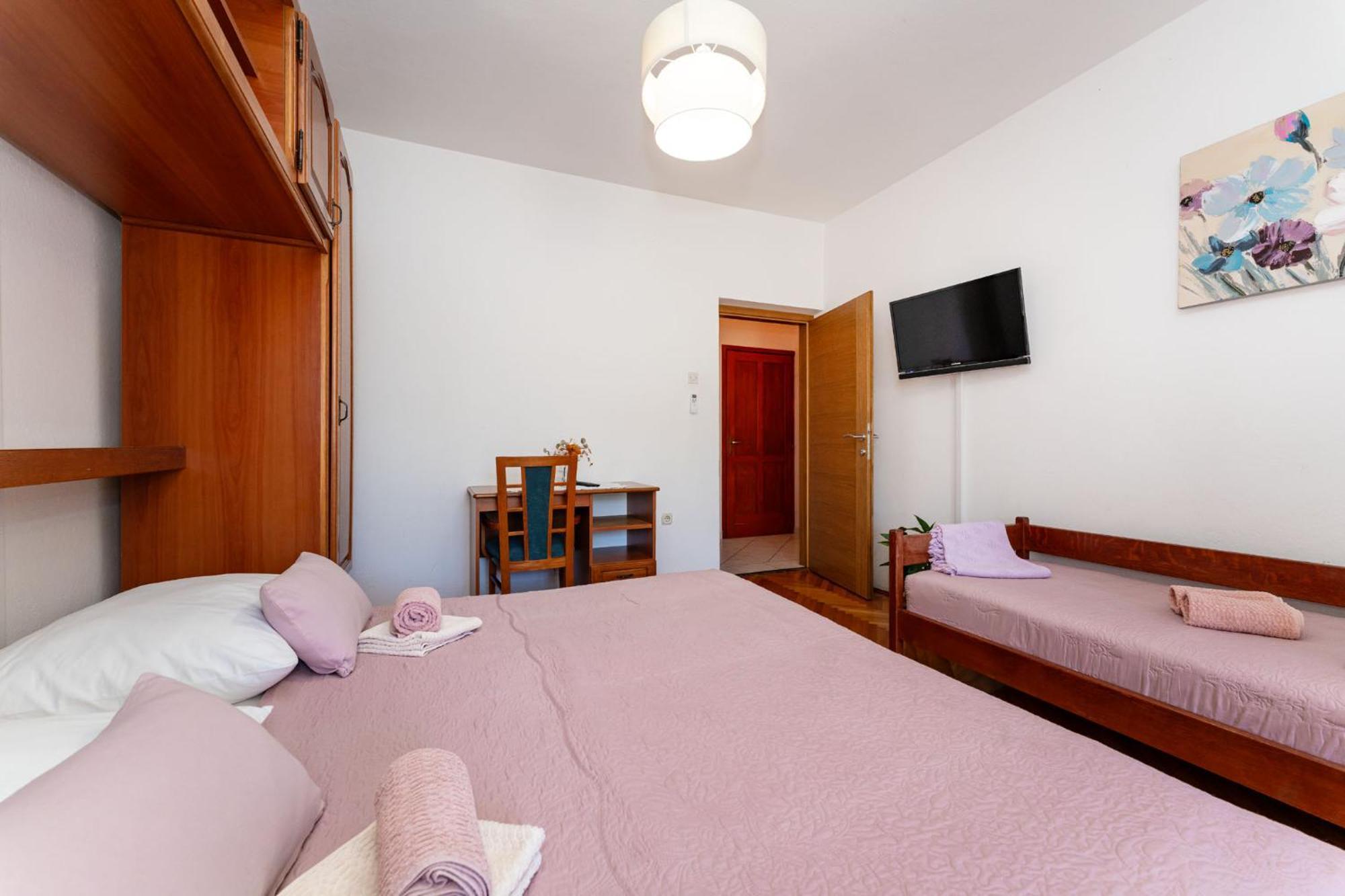 Apartments Adriana Starigrad Paklenica Room photo