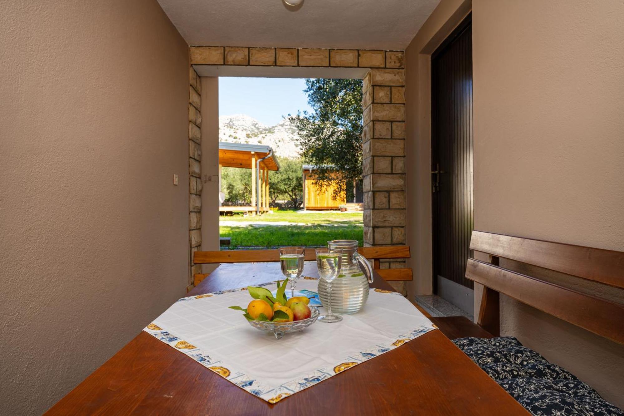 Apartments Adriana Starigrad Paklenica Exterior photo
