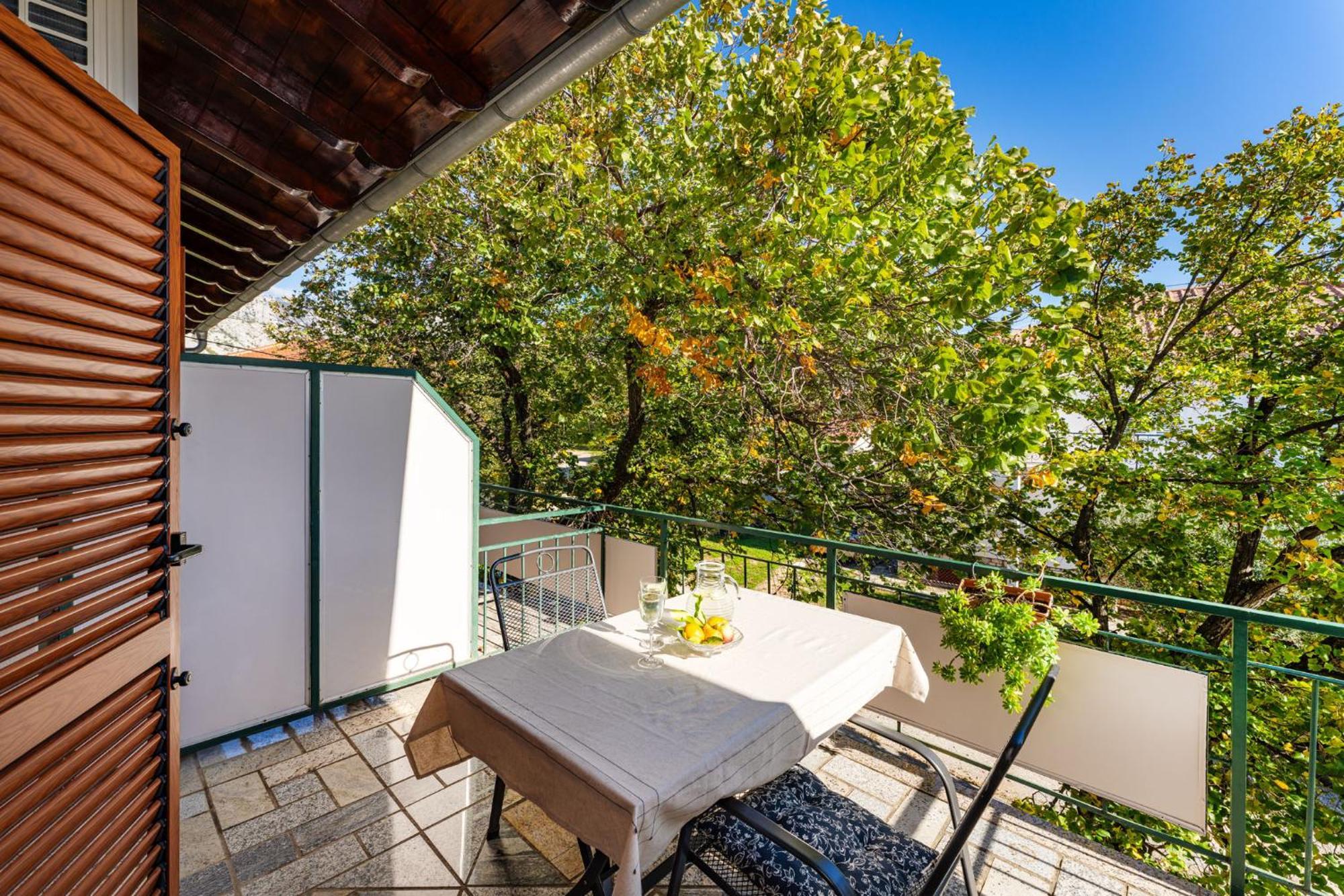 Apartments Adriana Starigrad Paklenica Exterior photo